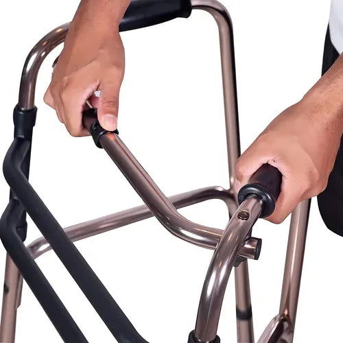 ANDADOR ORTOPÉDICO SIN RUEDAS MARRÓN PLEGABLE